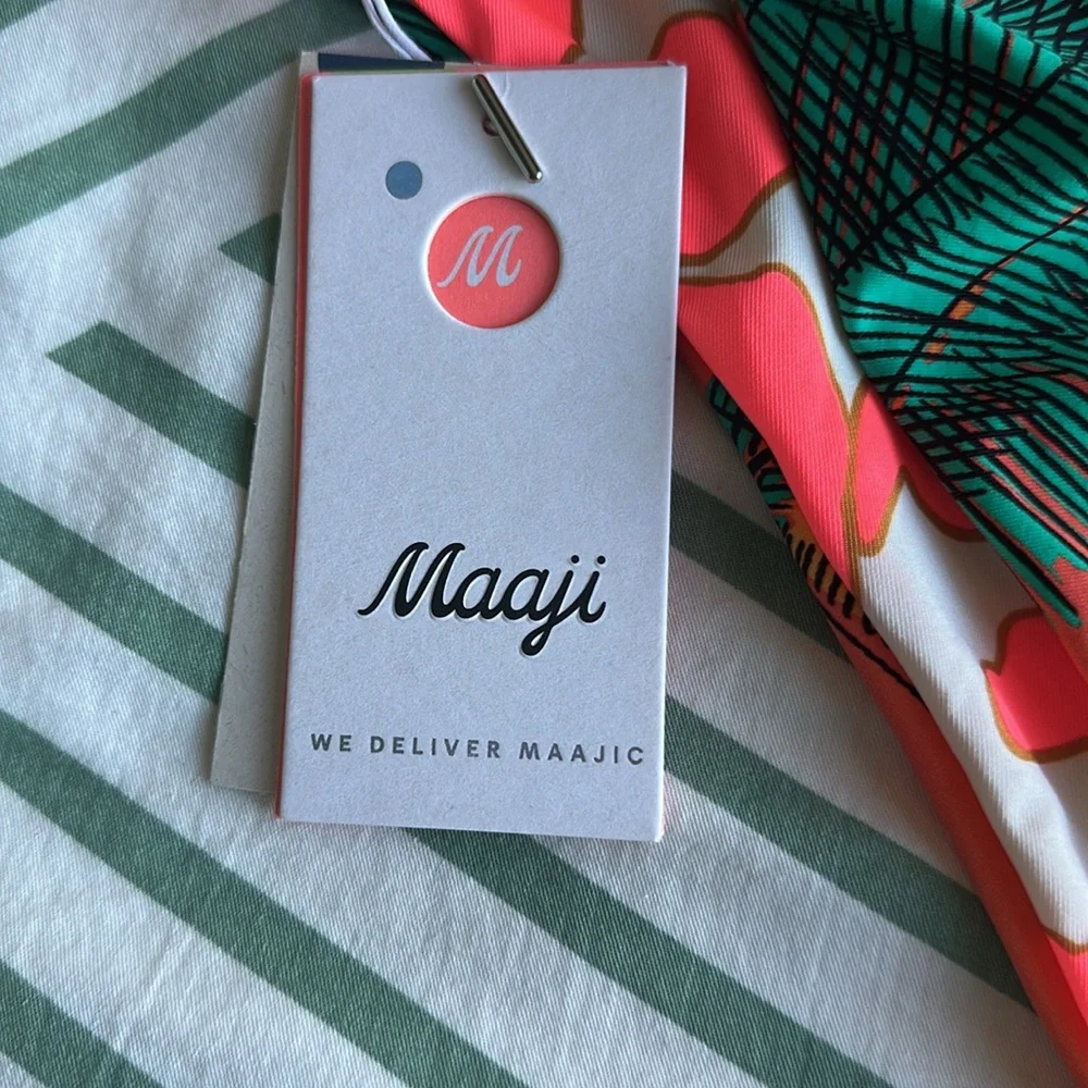 MAAJI 2pc reversible Tropical Bikini Set sz medium NWT’s - Picture 2 of 9